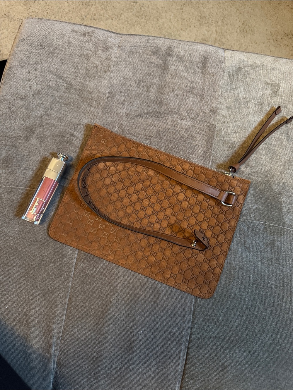 Gucci Brown GG Suede Wristlet Clutch with Strap (from LG suede Giglio)